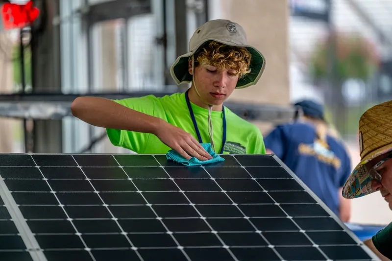 Solar array inspection